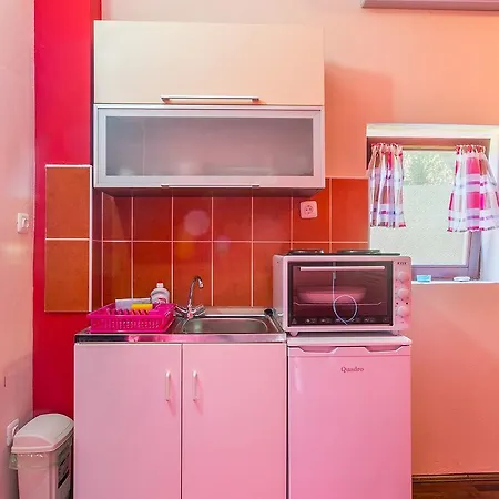 Zara Apartment